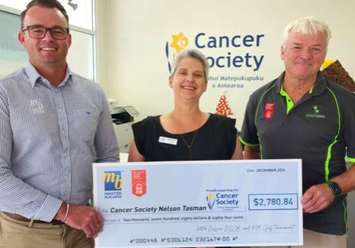 Cancer Society cheque presentation 29NOV24-3